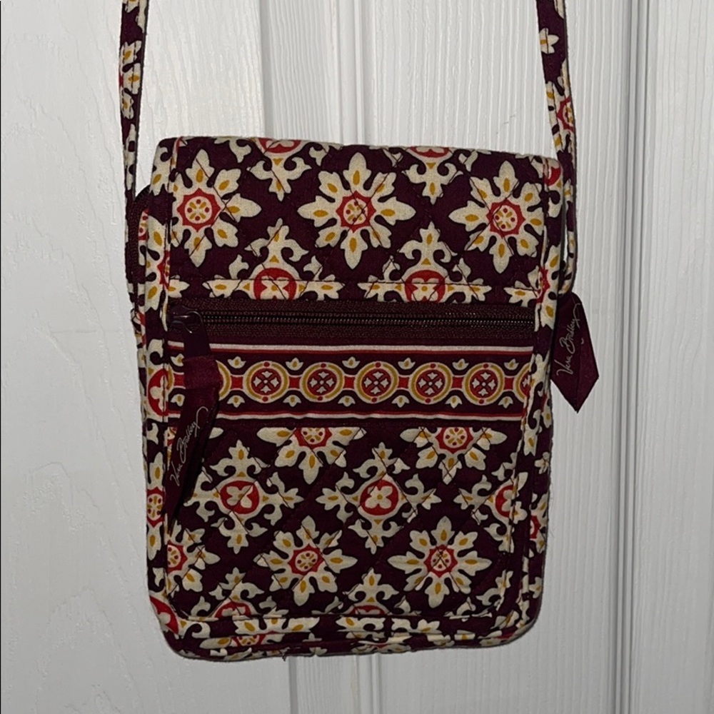 Vera Bradley Crossbody in Medallion